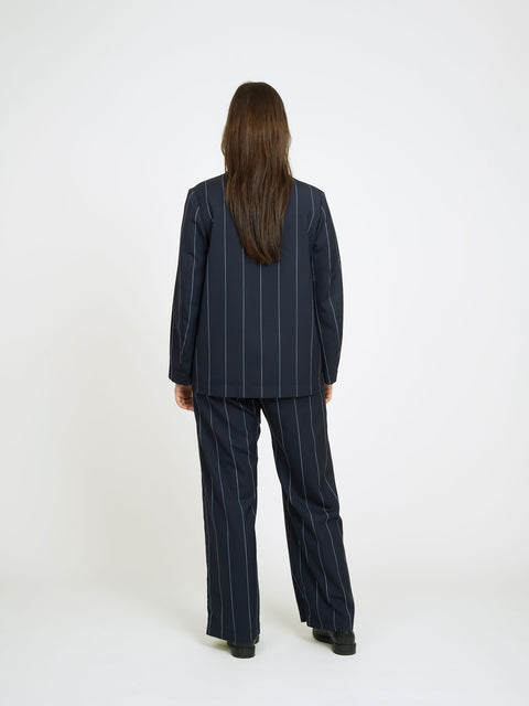 DOUBLE-BREASTED JACKET PATTERN